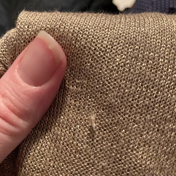 D. Exterior Gold Linen Blend Metallic Gathered Sweater - Picture 11 of 11